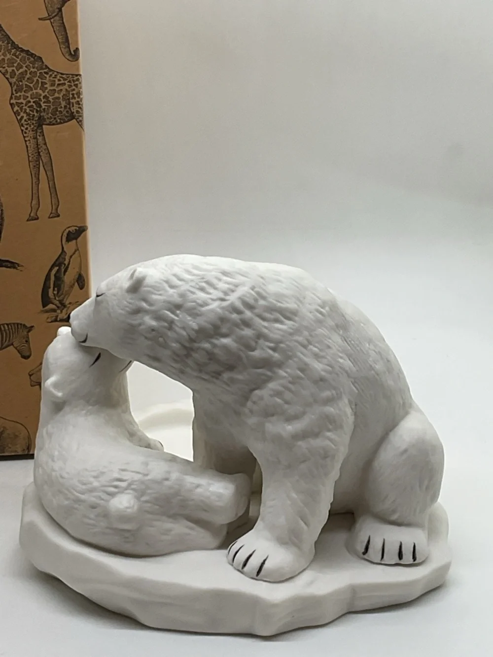 PartyLite Rare White Polar Bear Pair Candle Holder - Picture 3 of 6